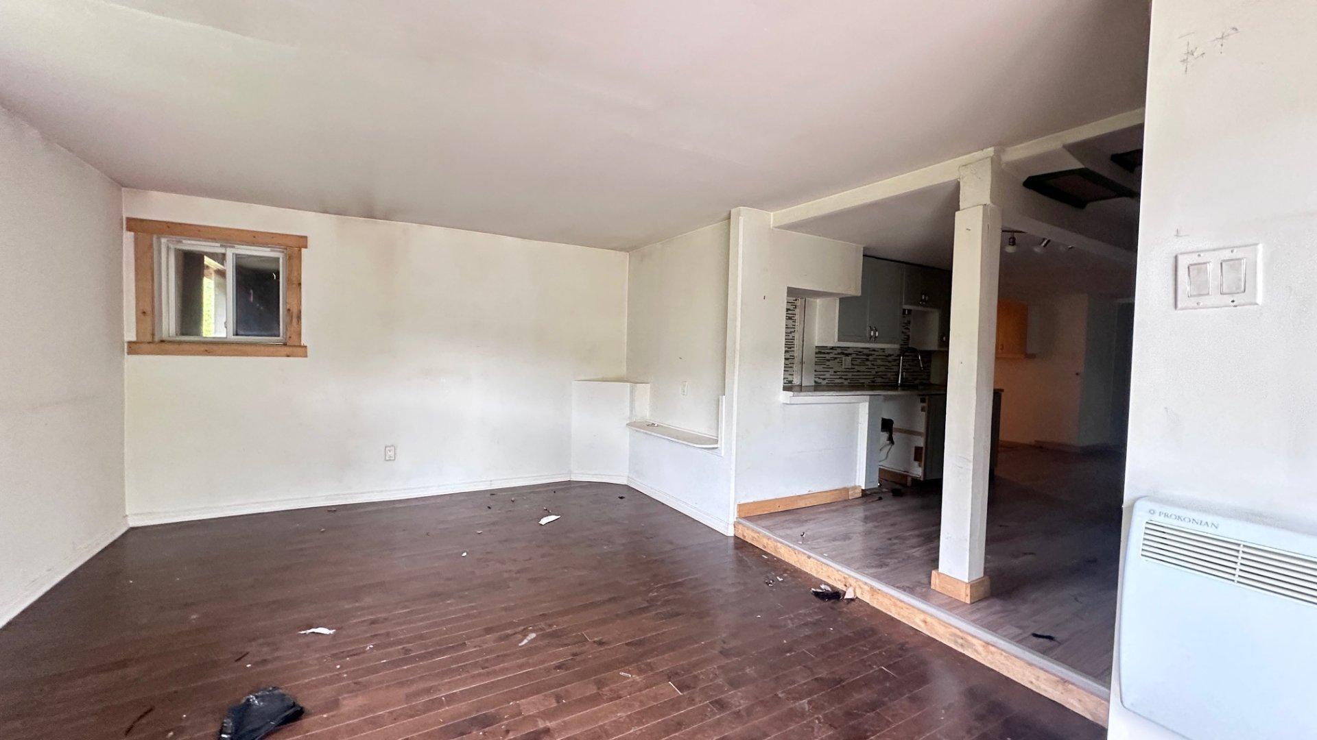 









2076

 - 2080


Mtée Sauvage

,
Saint-Adolphe-d'Howard,




QC
J0T2B0

