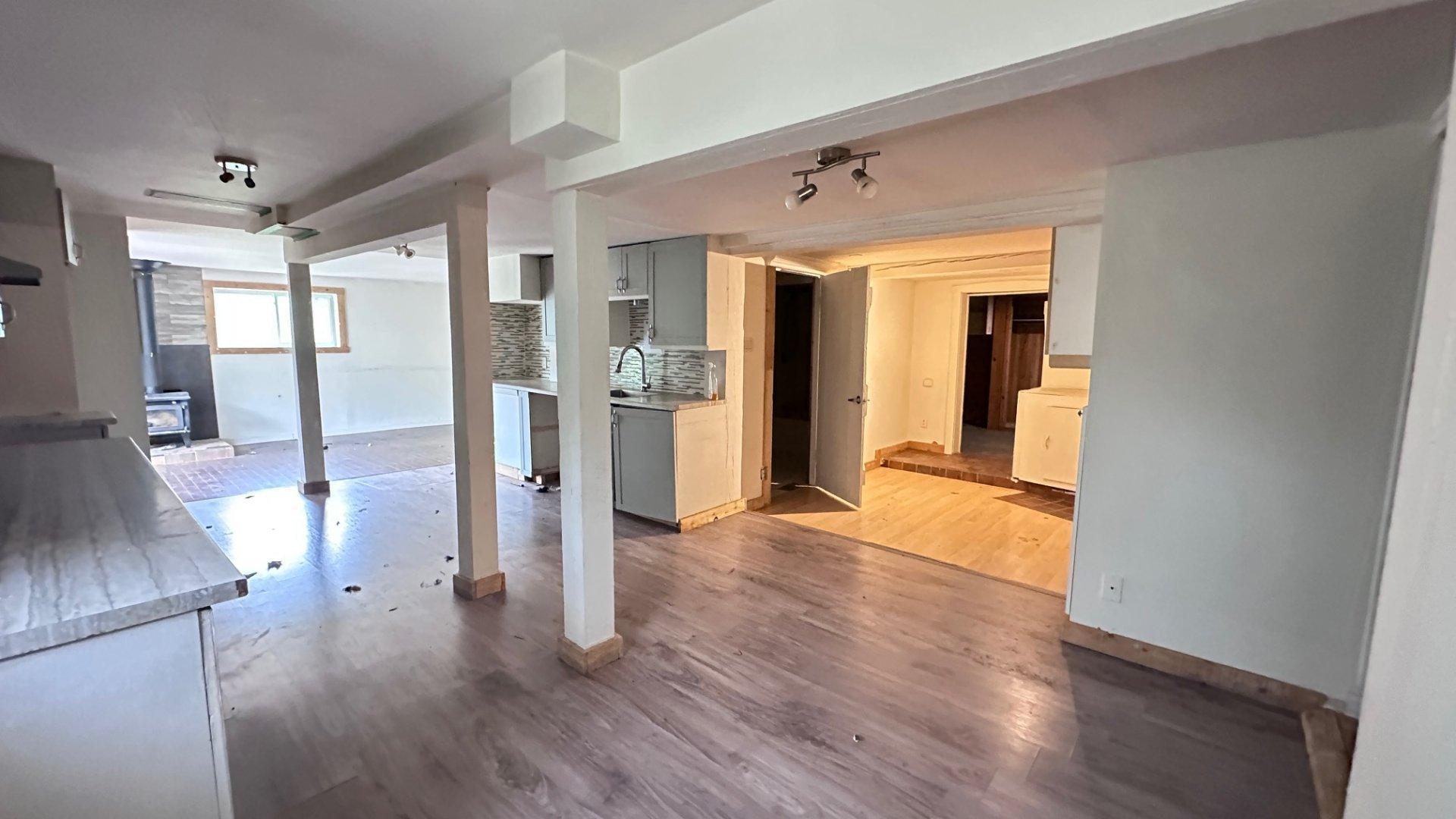 









2076

 - 2080


Mtée Sauvage

,
Saint-Adolphe-d'Howard,




QC
J0T2B0

