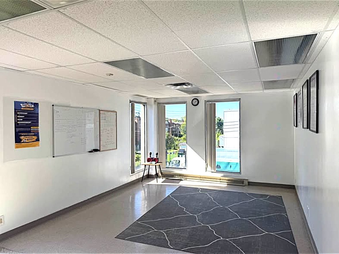 









1405


Boul. Henri-Bourassa O.

, 210,
Montréal (Ahuntsic-Cartierville),




QC
H3M3B2

