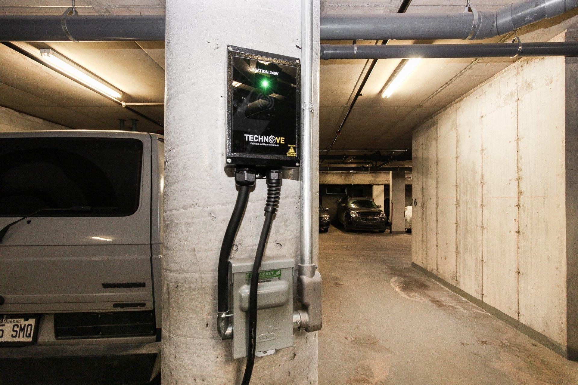 









5445


Rue de Meudon

, 609,
Montréal (Saint-Léonard),




QC
H1S0B8

