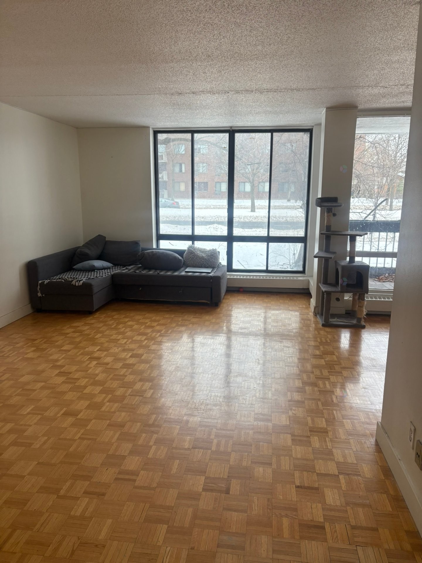 









200


Rue Corot

, 101,
Montréal (Verdun/Île-des-Soeurs),




QC
H3E1C2

