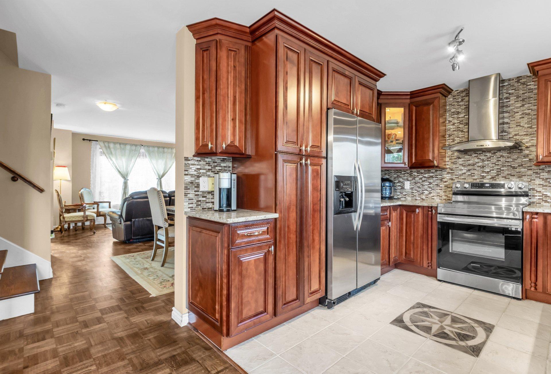 









4946


Rue Évariste-Chaurette

,
Montréal (Pierrefonds-Roxboro),




QC
H9J4E1

