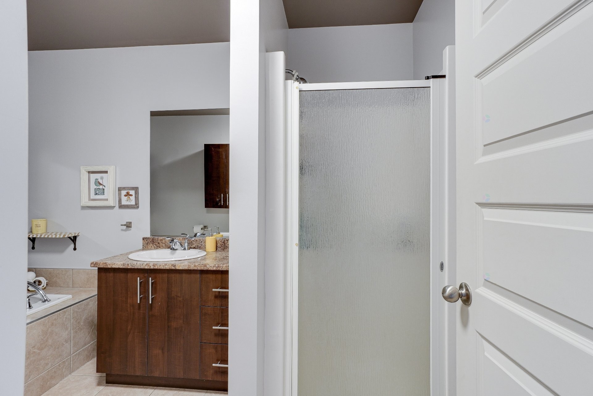 









1416


Rue des Outaouais

, C,
Repentigny (Repentigny),




QC
J5Y0J1

