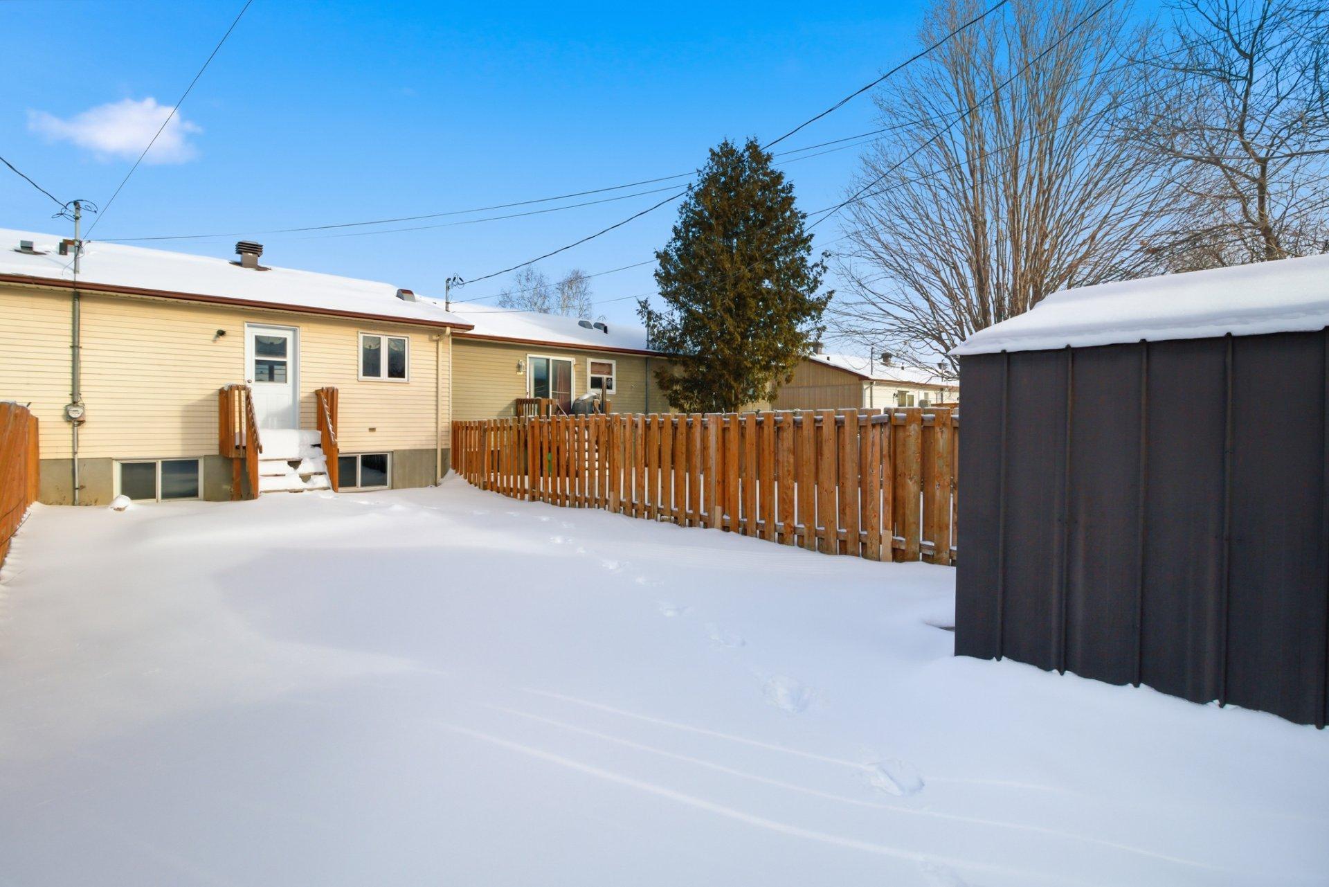 









219


Rue des Chasseurs

,
Gatineau (Aylmer),




QC
J9J2J1

