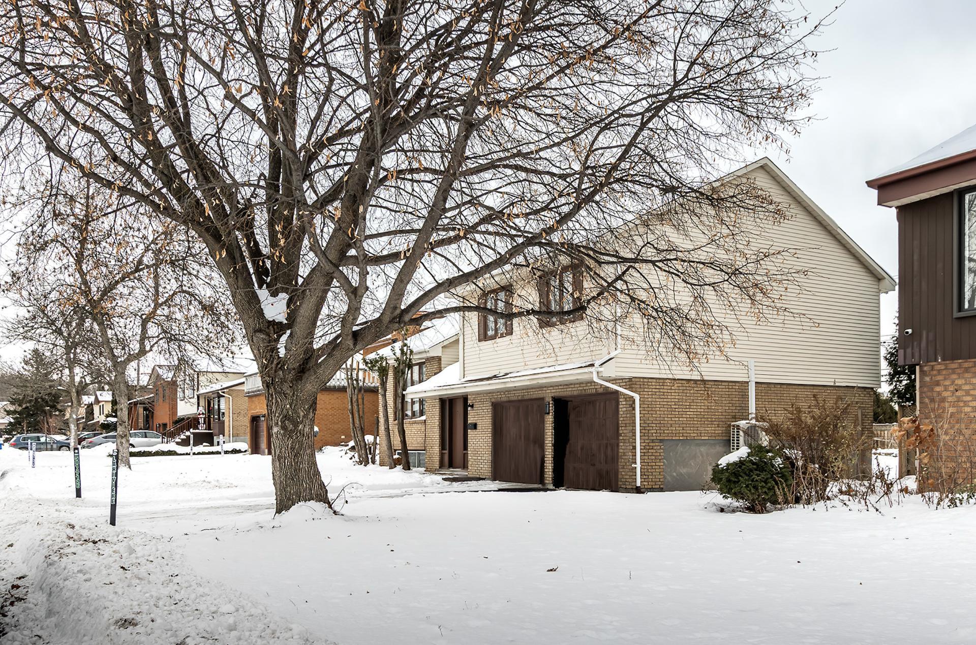 









90


Rue Audubon

,
Dollard-des-Ormeaux,




QC
H9B3E9

