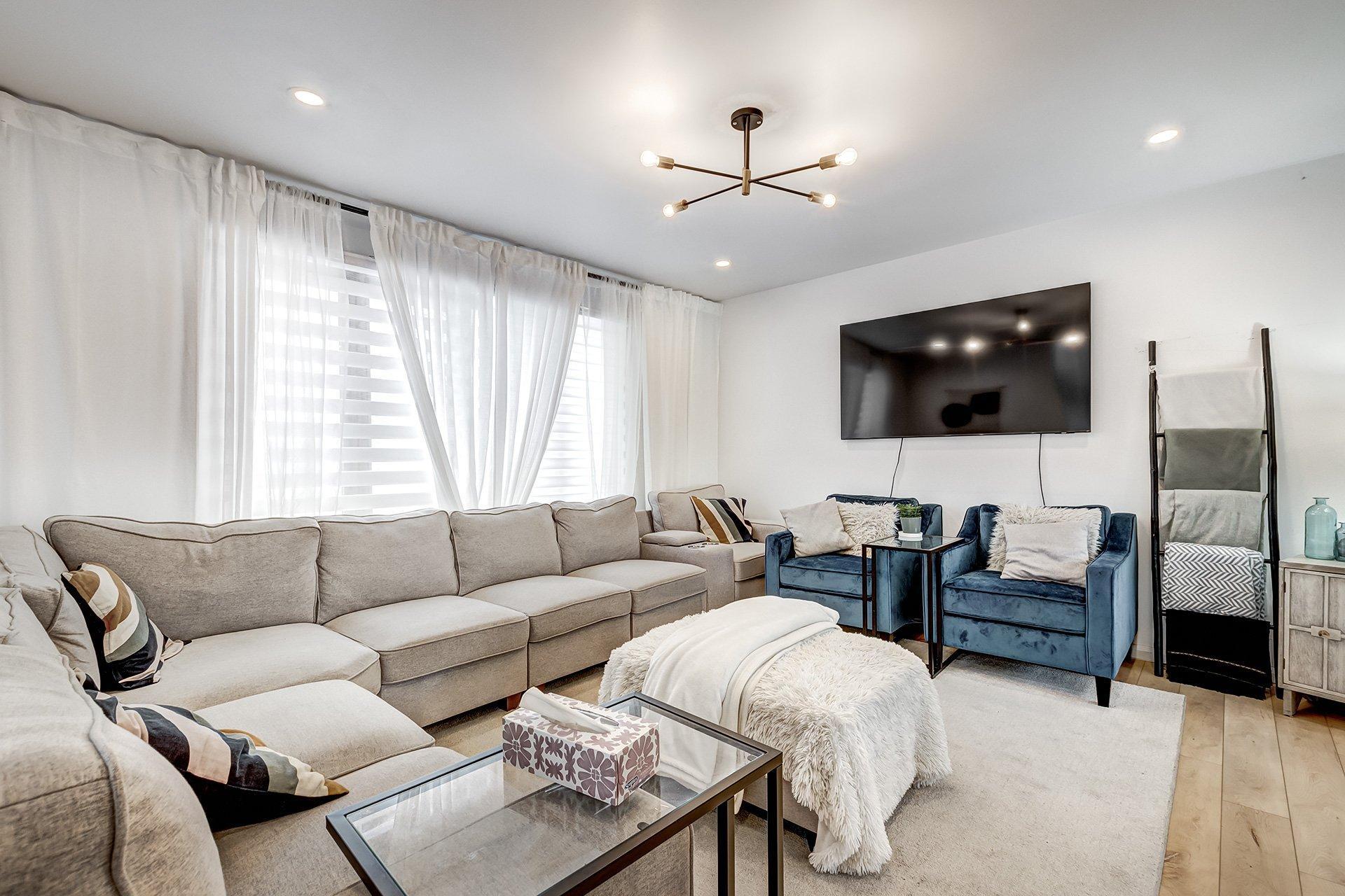 









90


Rue Audubon

,
Dollard-des-Ormeaux,




QC
H9B3E9

