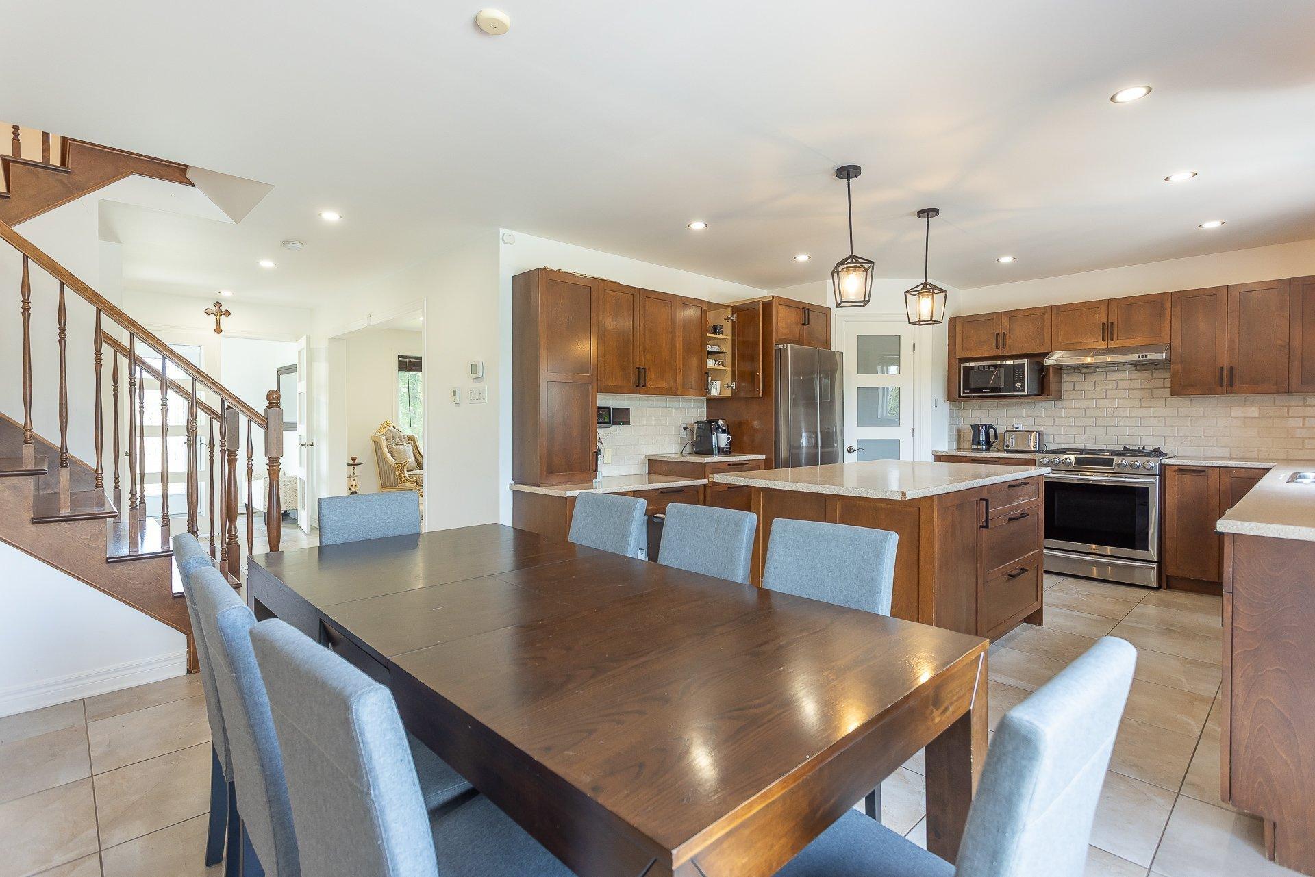 









111


Rue Jean-Paul-Lemieux

,
Notre-Dame-de-l'Île-Perrot,




QC
J7W1P4

