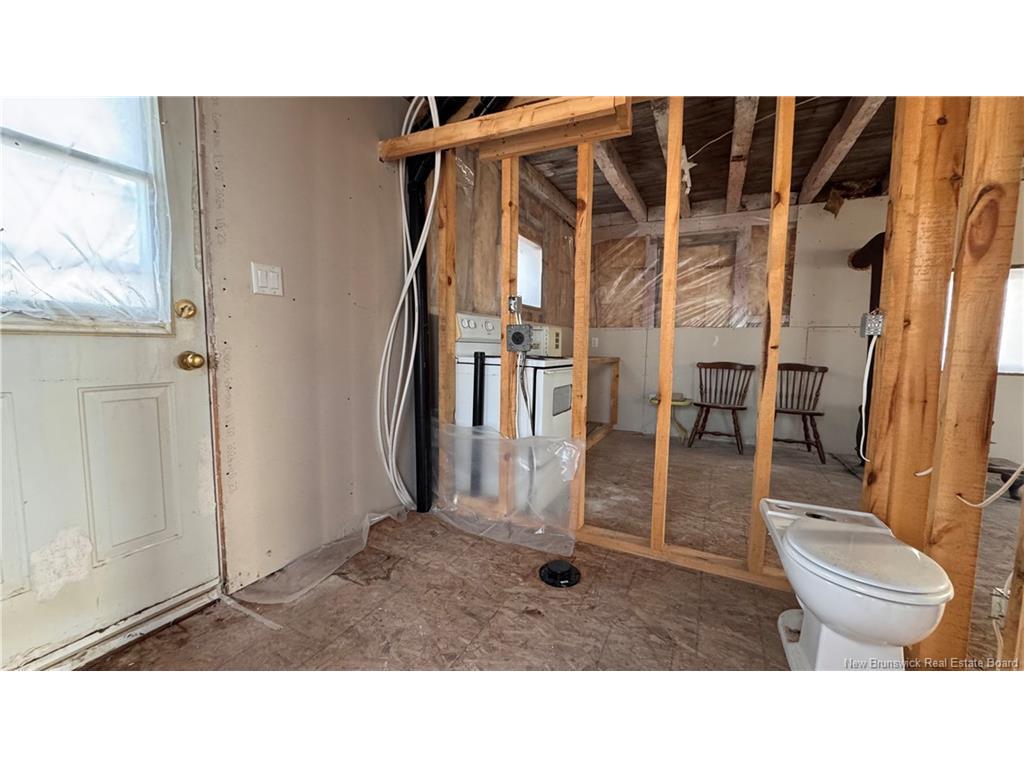 









4933


Route 117

,
Escuminac,




NB
E1A 1R4

