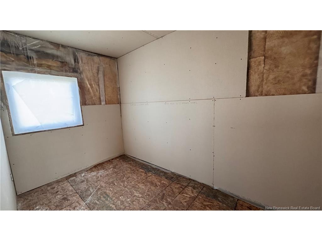 









4933


Route 117

,
Escuminac,




NB
E1A 1R4

