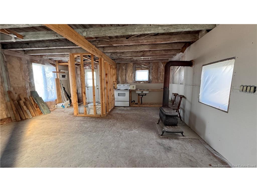 









4933


Route 117

,
Escuminac,




NB
E1A 1R4

