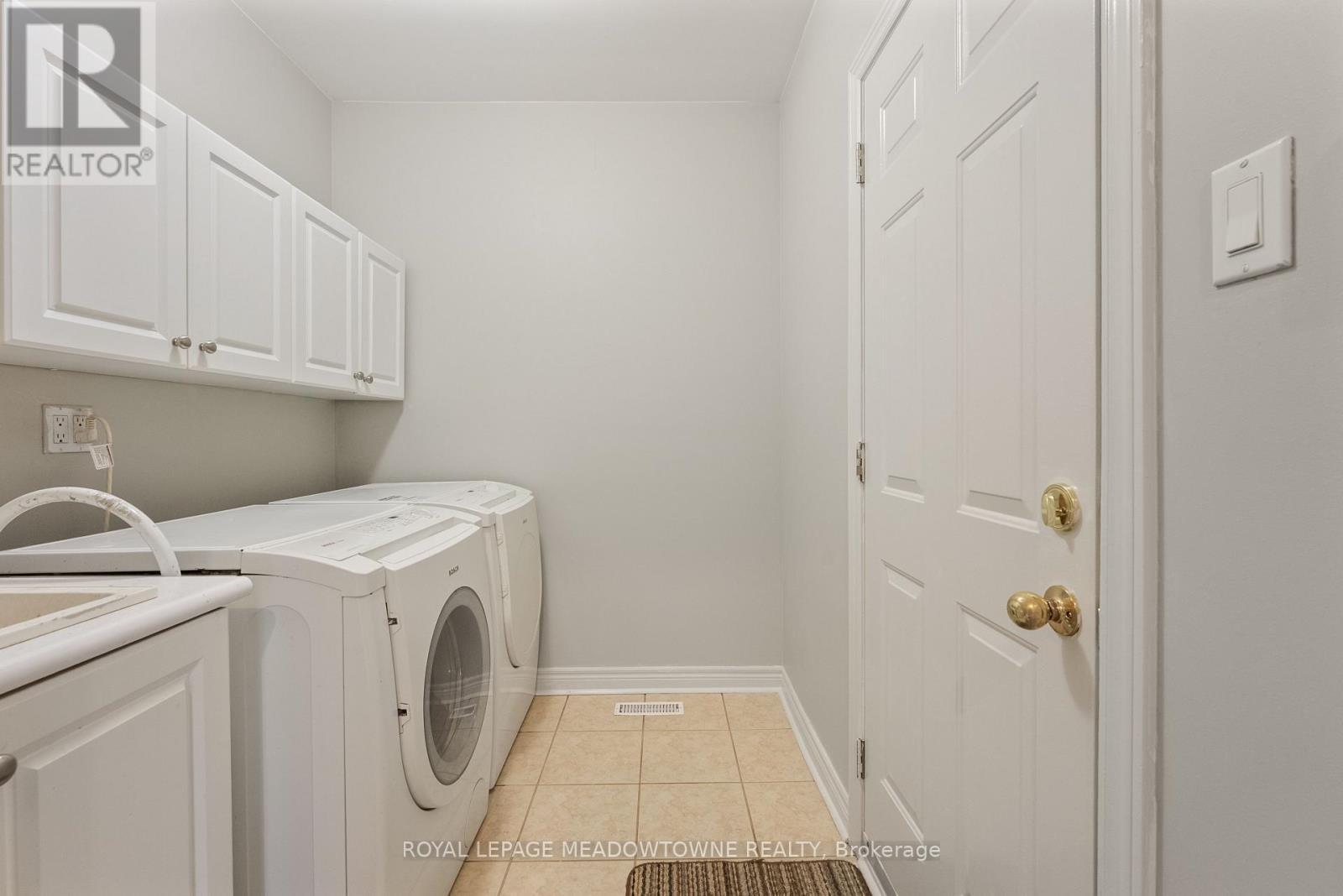 












9 BLACK BEAR TRAIL

,
Brampton,




Ontario
L6Y5L2

