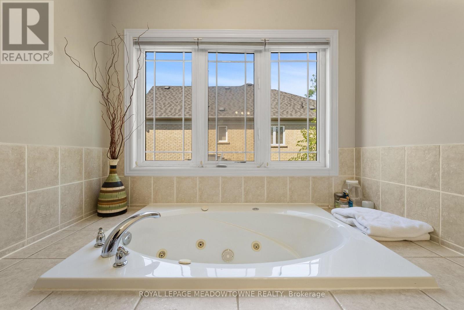 












9 BLACK BEAR TRAIL

,
Brampton,




Ontario
L6Y5L2

