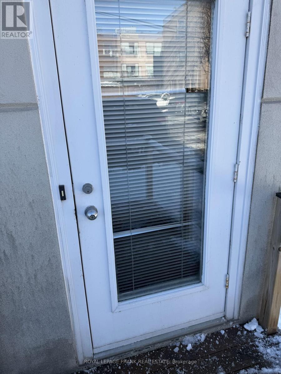 












UPPER - 64 PARK ROAD N

,
Oshawa (McLaughlin),




Ontario
L1J4L1

