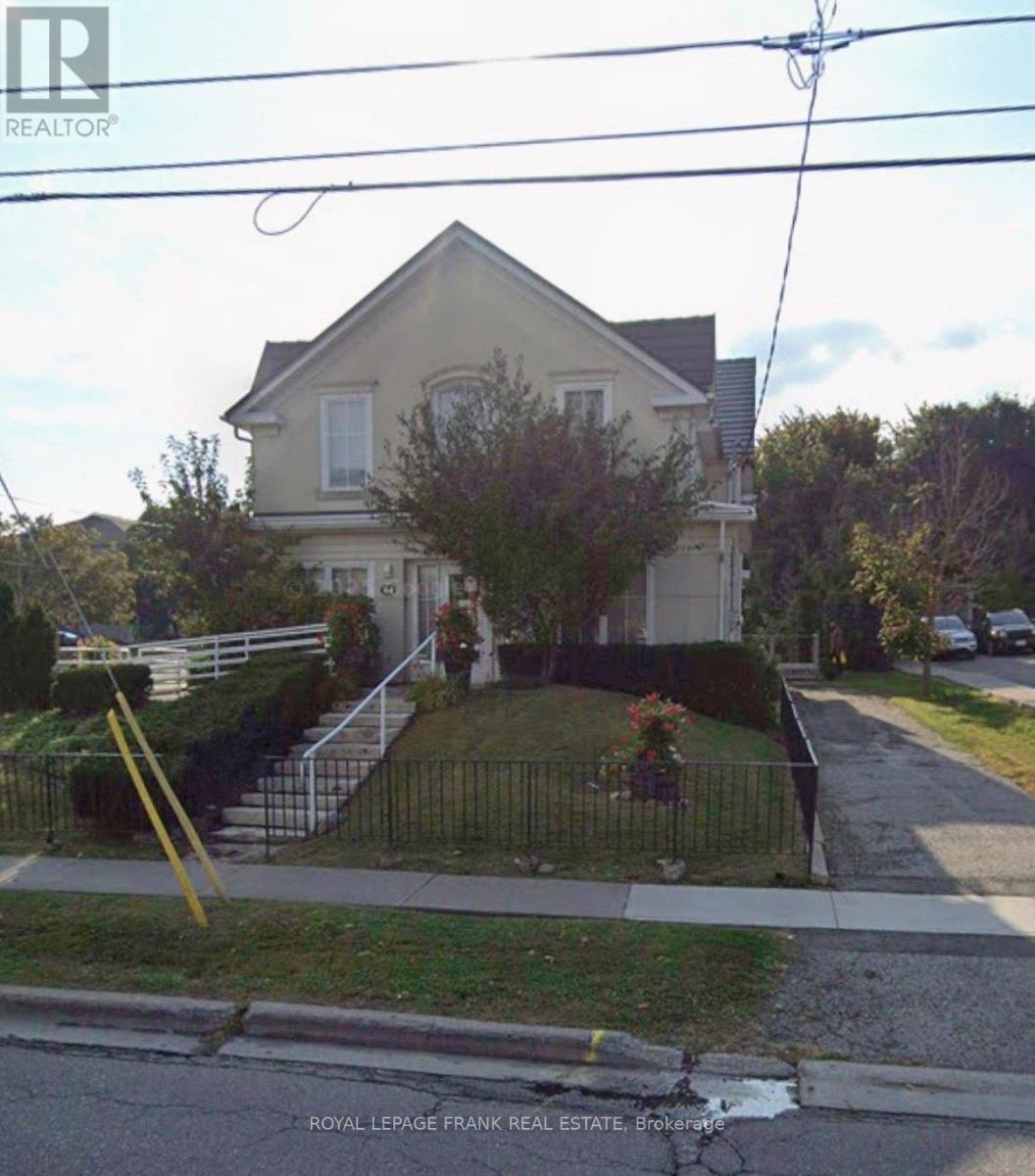 












UPPER - 64 PARK ROAD N

,
Oshawa (McLaughlin),




Ontario
L1J4L1

