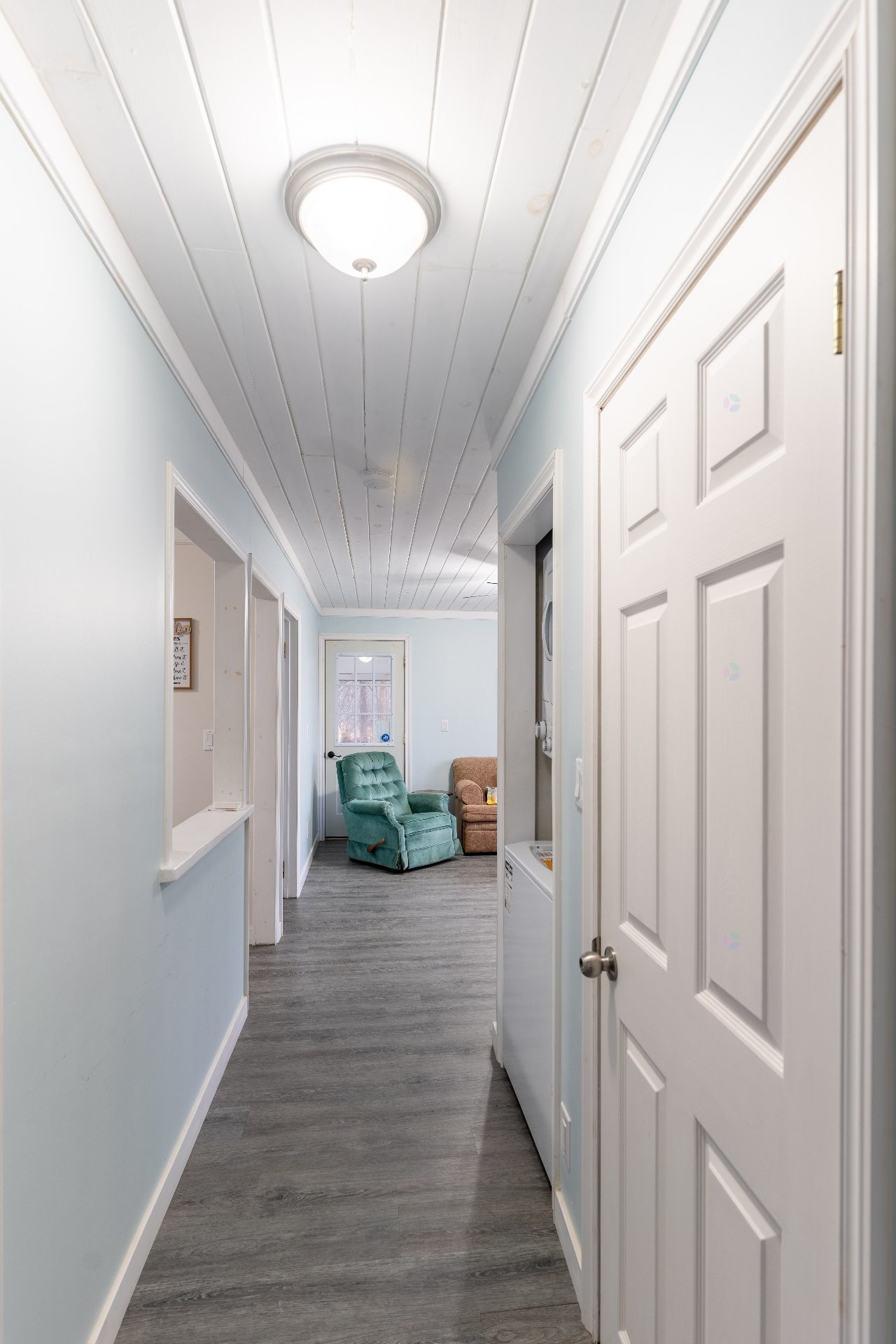 









16


Ch. Blue Jay

,
L'Isle-aux-Allumettes,




QC
J0X1M0

