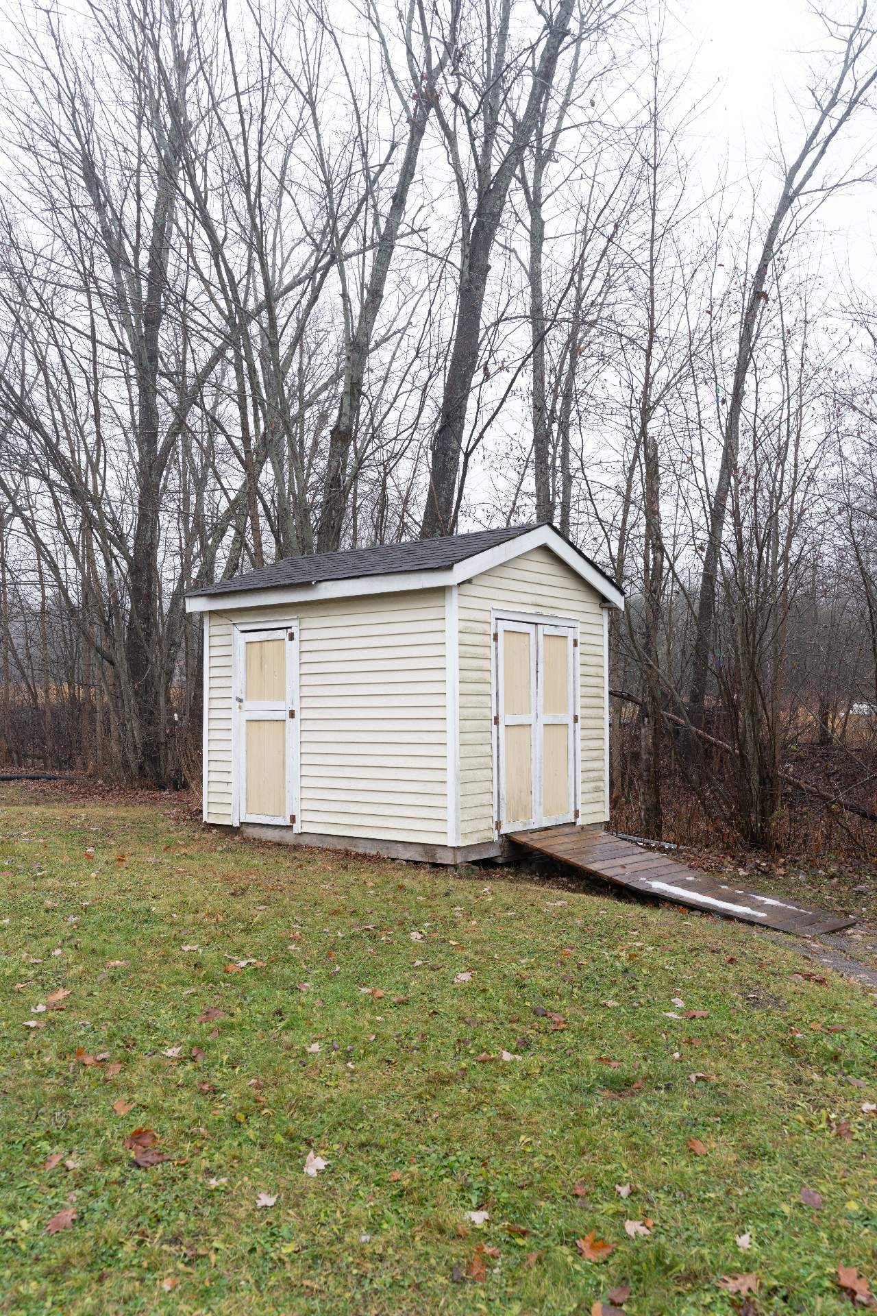 









16


Ch. Blue Jay

,
L'Isle-aux-Allumettes,




QC
J0X1M0

