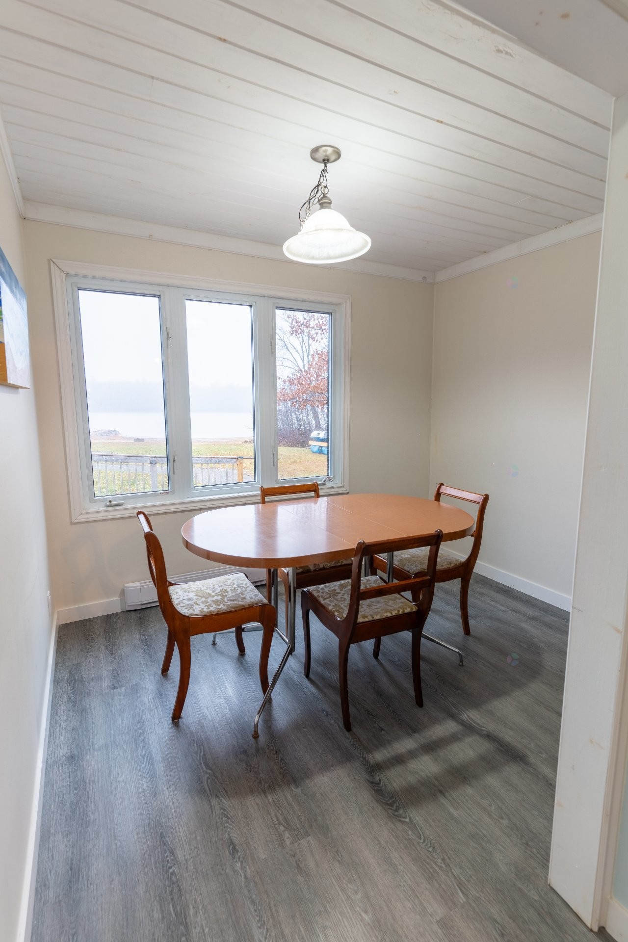 









16


Ch. Blue Jay

,
L'Isle-aux-Allumettes,




QC
J0X1M0

