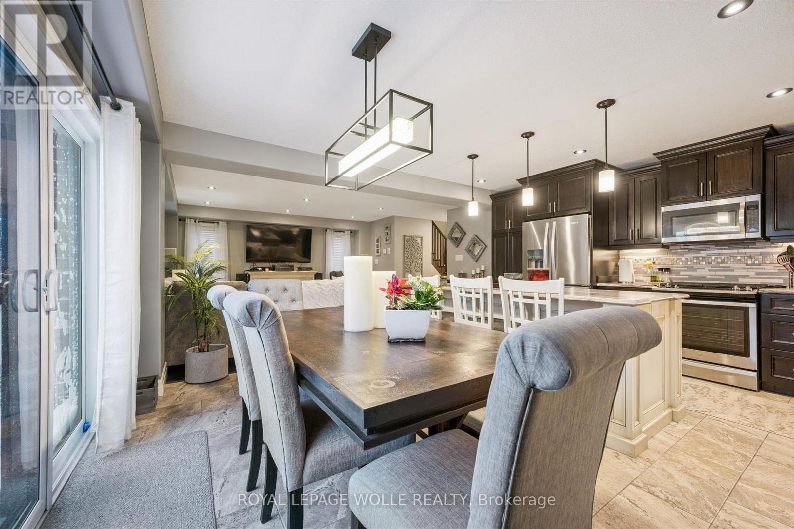 












78 WOODBERRY CRESCENT

,
Woolwich,




Ontario
N3B0C5

