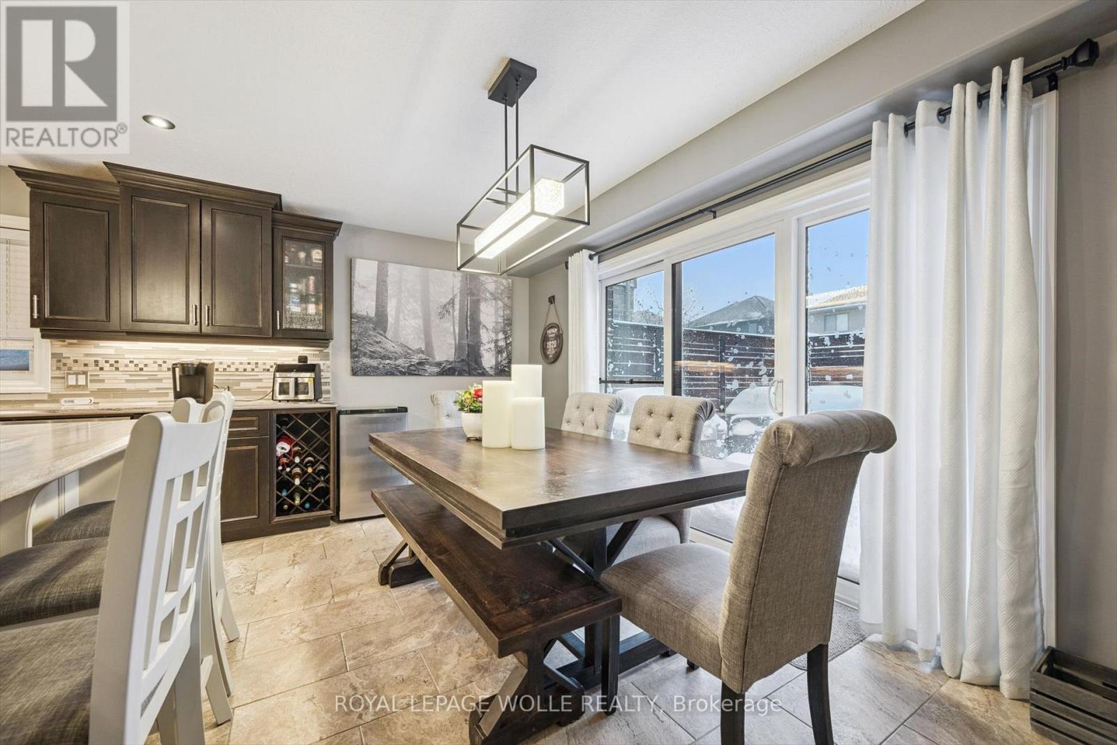 












78 WOODBERRY CRESCENT

,
Woolwich,




Ontario
N3B0C5

