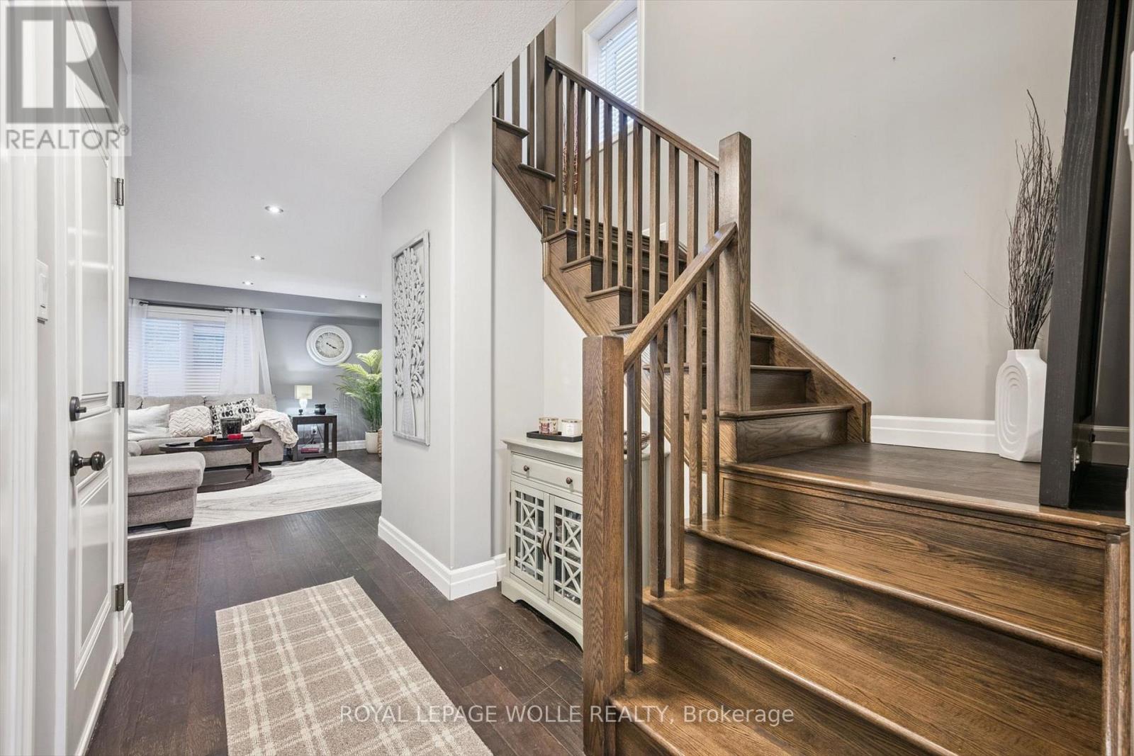 












78 WOODBERRY CRESCENT

,
Woolwich,




Ontario
N3B0C5

