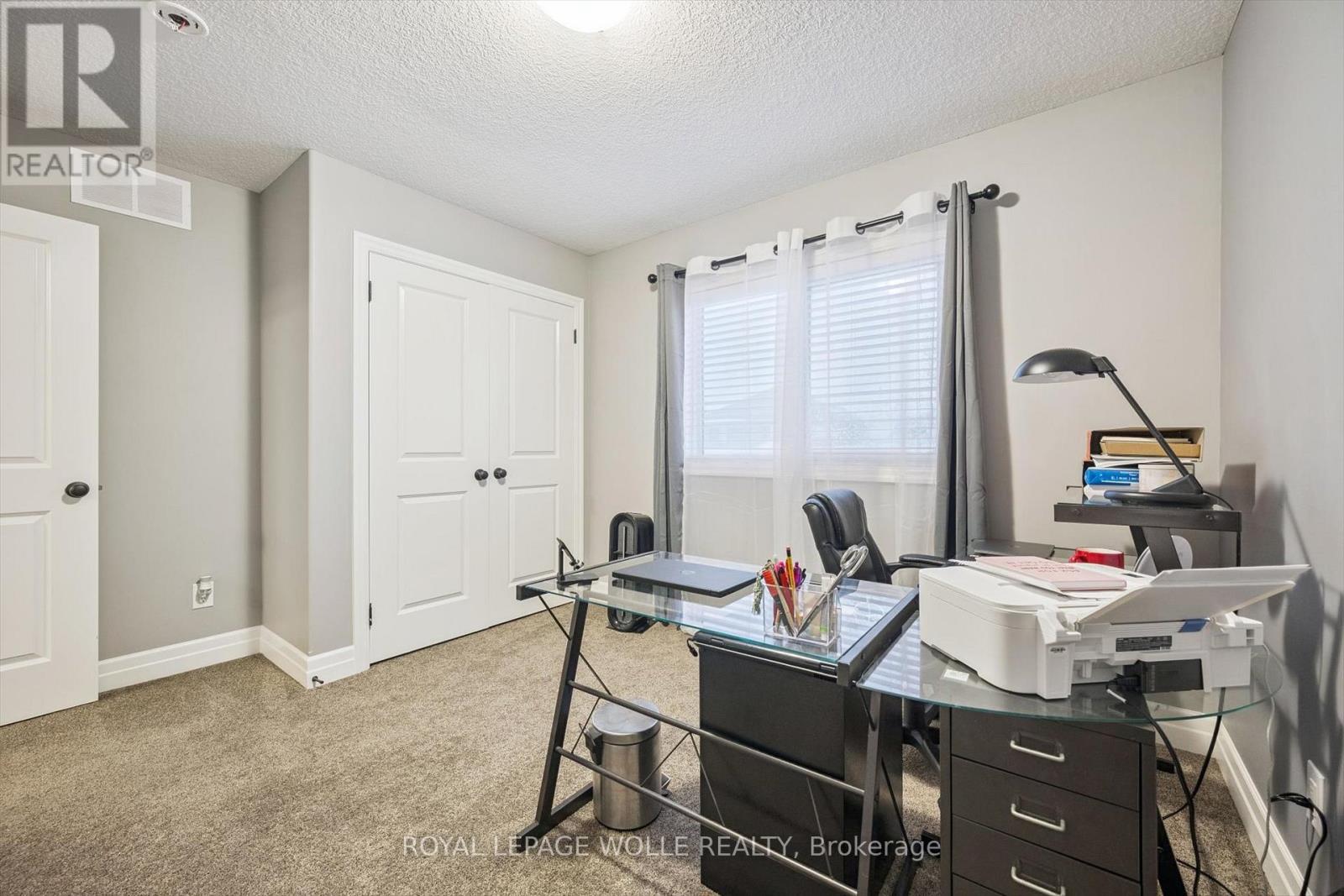 












78 WOODBERRY CRESCENT

,
Woolwich,




Ontario
N3B0C5

