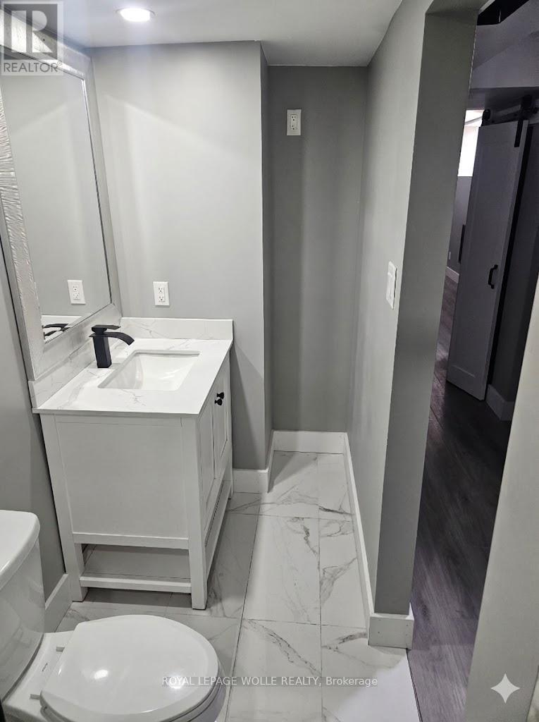 












78 WOODBERRY CRESCENT

,
Woolwich,




Ontario
N3B0C5

