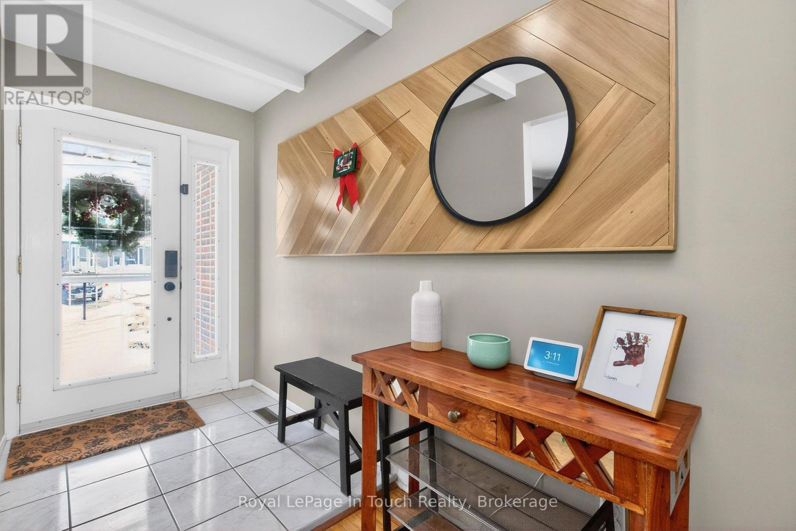 












958 MONTREAL STREET

,
Midland,




Ontario
L4R1H2

