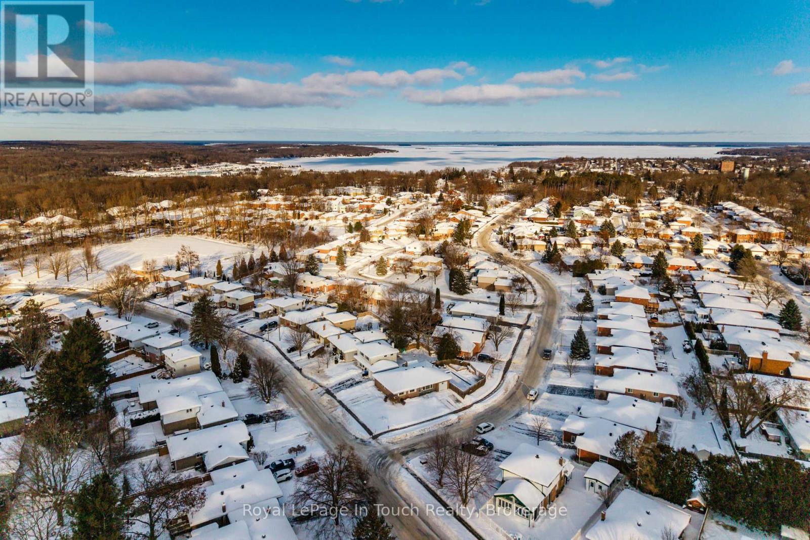 












958 MONTREAL STREET

,
Midland,




Ontario
L4R1H2

