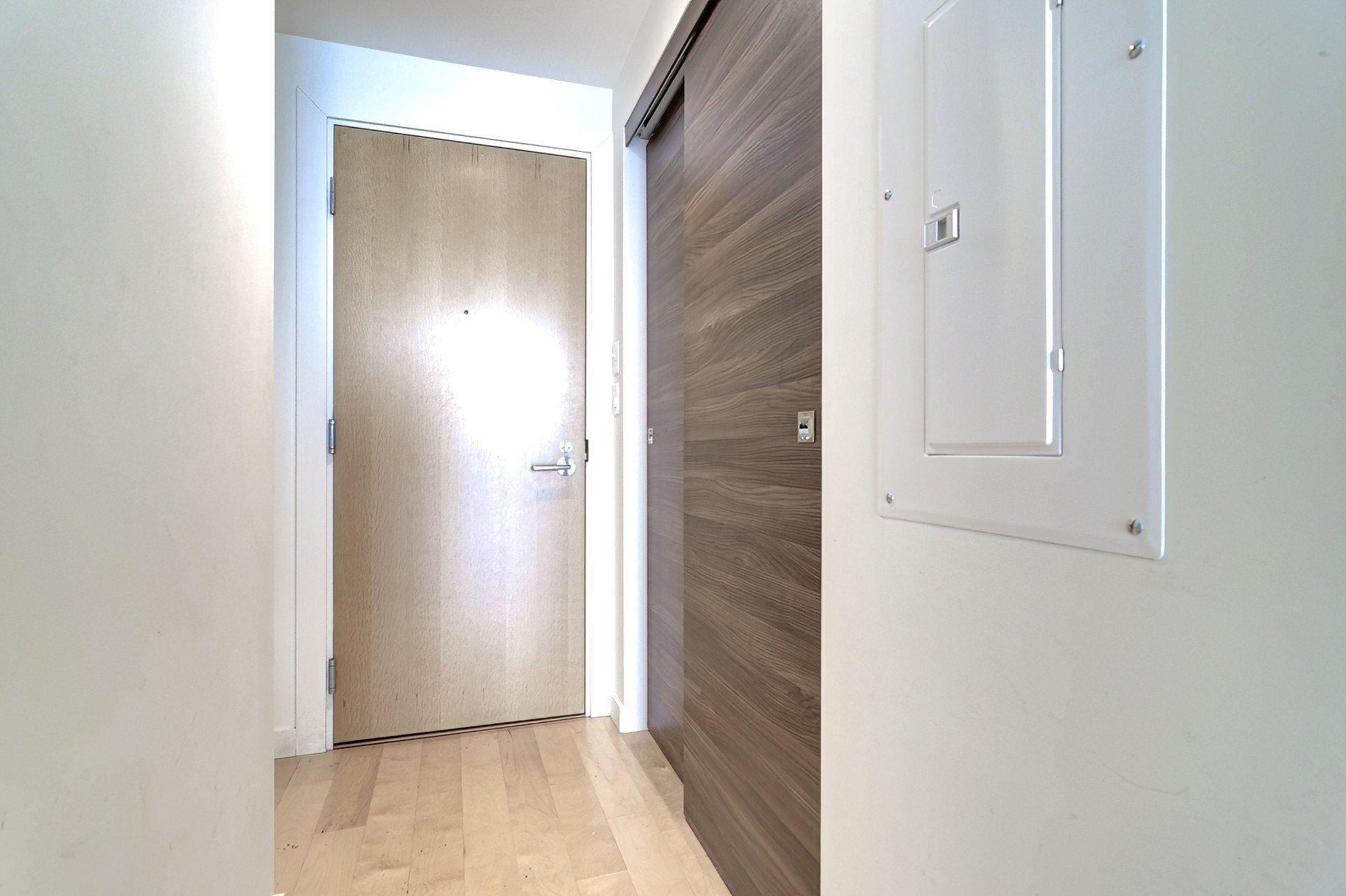 









1450


Boul. René-Lévesque O.

, 1311,
Montréal (Ville-Marie),




QC
H3G0E1

