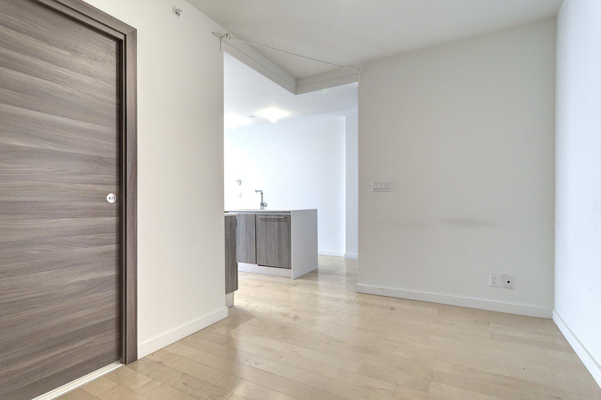 









1450


Boul. René-Lévesque O.

, 1311,
Montréal (Ville-Marie),




QC
H3G0E1

