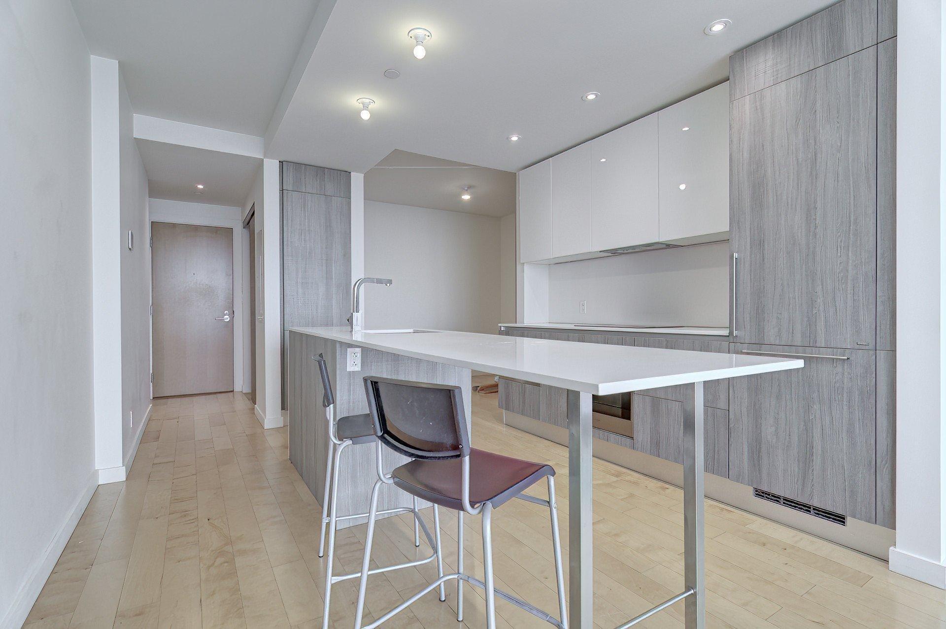 









1450


Boul. René-Lévesque O.

, 1311,
Montréal (Ville-Marie),




QC
H3G0E1

