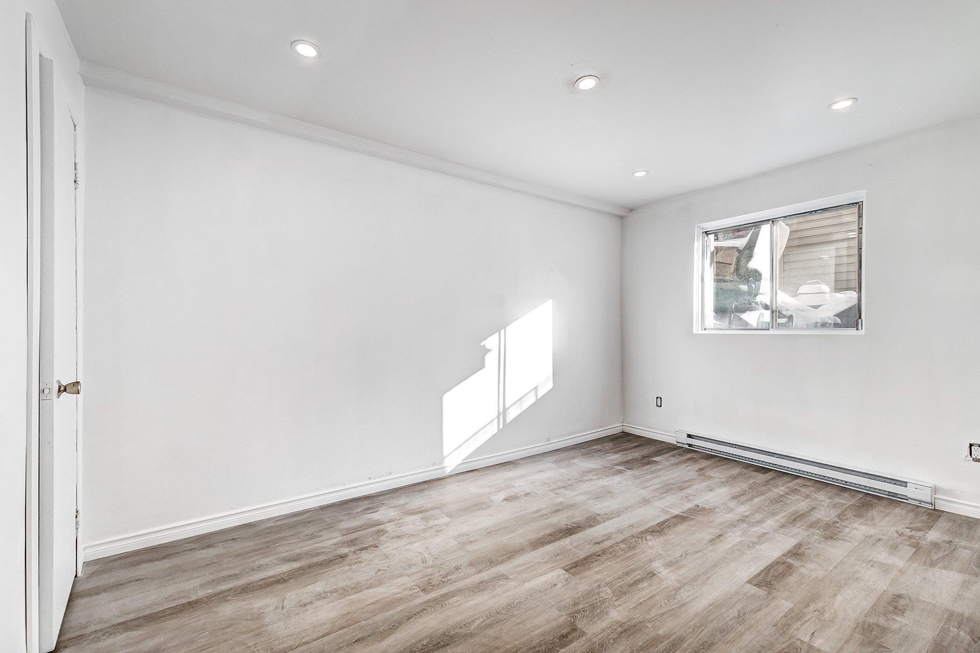 









6396


Rue Villeneuve

, 2,
Montréal (Montréal-Nord),




QC
H1G1M4

