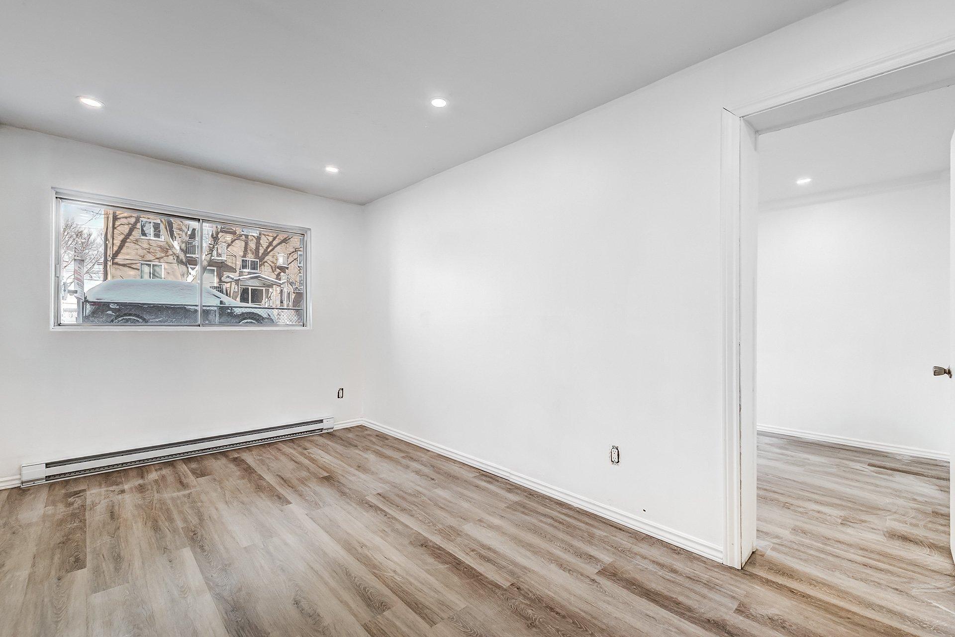 









6396


Rue Villeneuve

, 2,
Montréal (Montréal-Nord),




QC
H1G1M4

