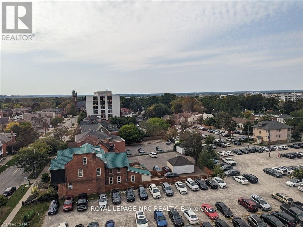 












702 - 43 CHURCH STREET W

,
St. Catharines (Downtown),




Ontario
L2R7E1

