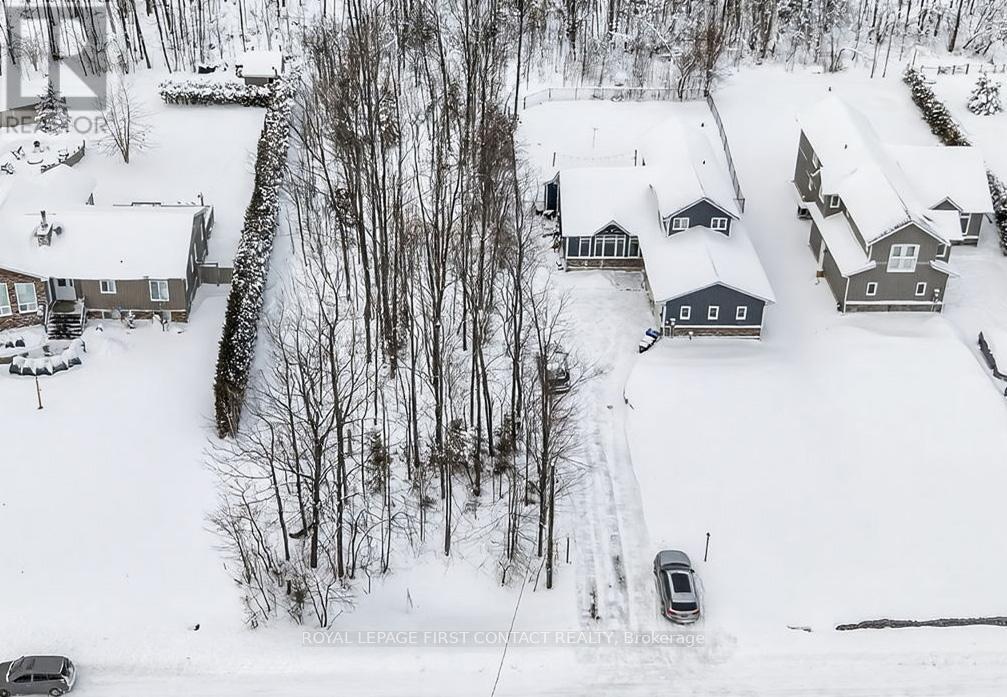 












2266 LAKESHORE ROAD E

,
Oro-Medonte,







Ontario
L0L1T0

