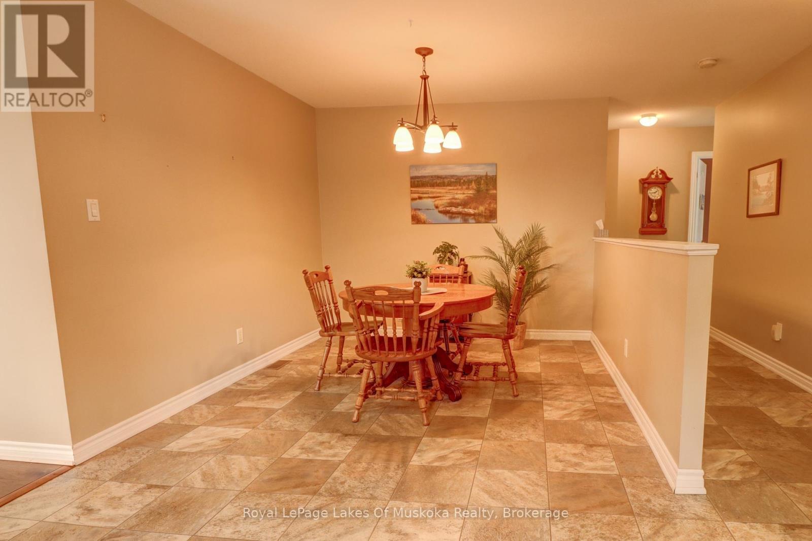 












106 - 31 DAIRY LANE

,
Huntsville (Chaffey),




Ontario
P1H2L7

