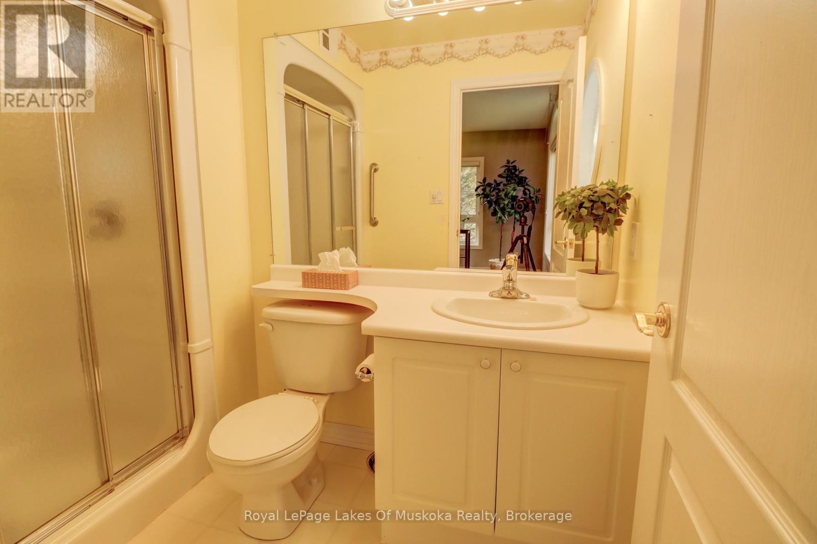 












106 - 31 DAIRY LANE

,
Huntsville (Chaffey),




Ontario
P1H2L7

