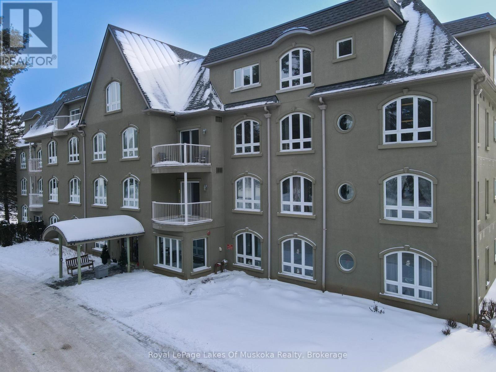 












106 - 31 DAIRY LANE

,
Huntsville (Chaffey),




Ontario
P1H2L7

