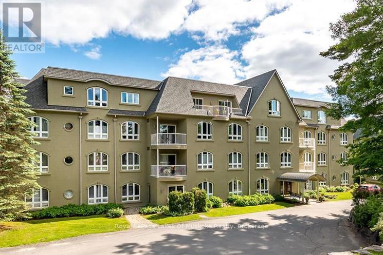 












106 - 31 DAIRY LANE

,
Huntsville (Chaffey),




Ontario
P1H2L7

