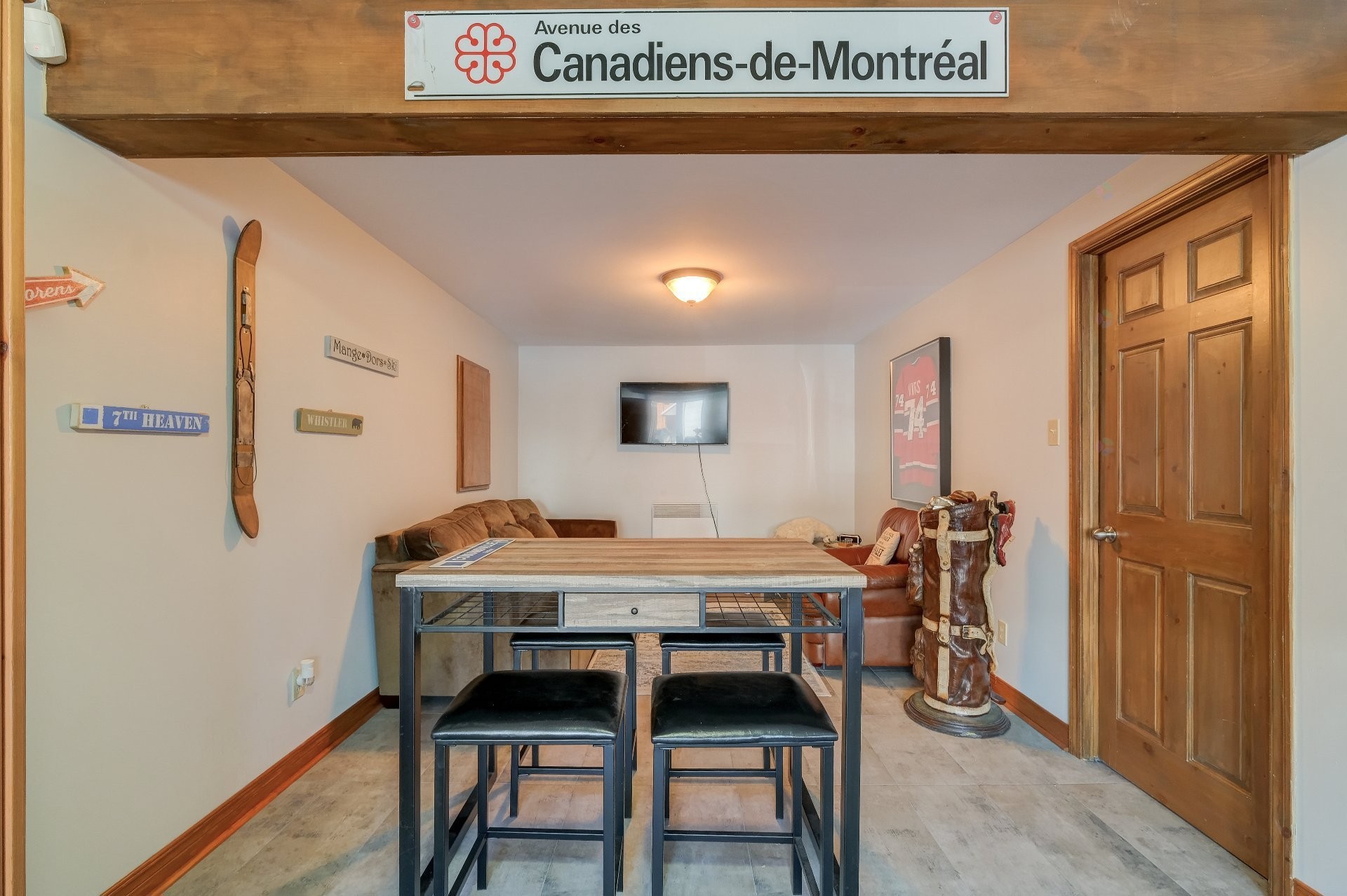 









177


Rue Dorchester

,
Bromont,




QC
J2L1P9

