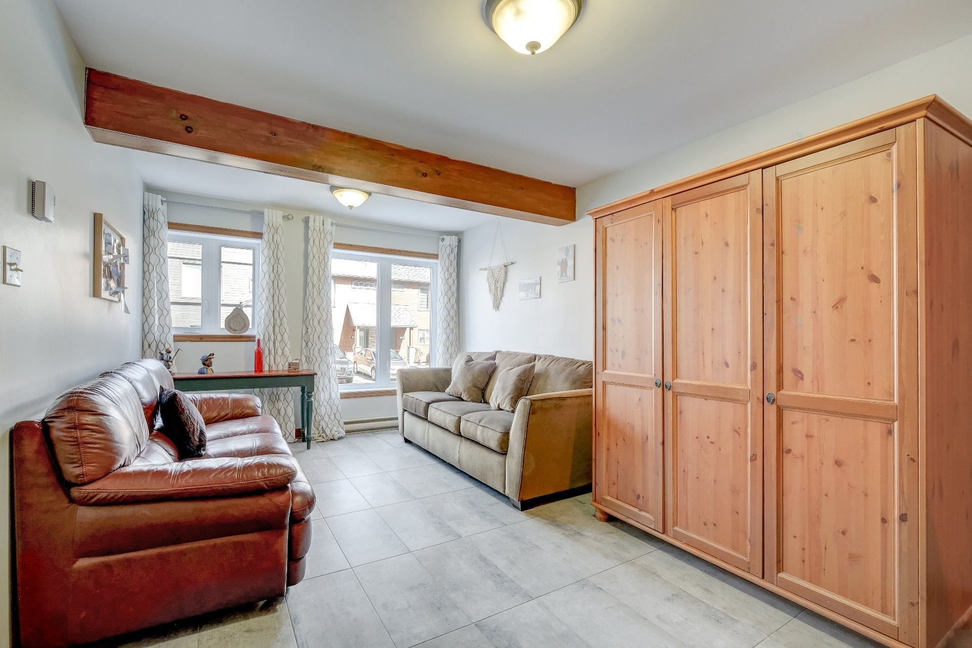 









177


Rue Dorchester

,
Bromont,




QC
J2L1P9

