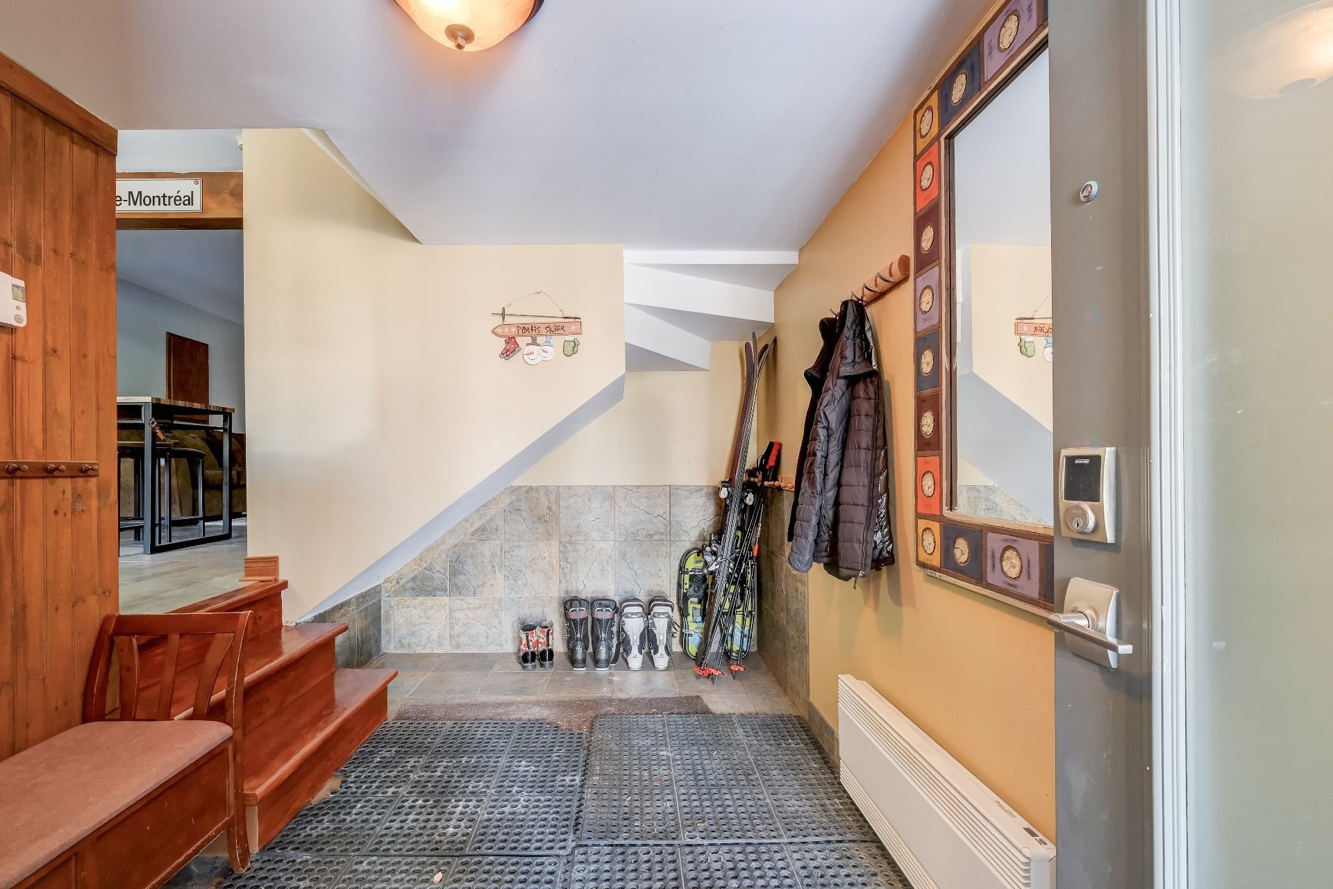 









177


Rue Dorchester

,
Bromont,




QC
J2L1P9

