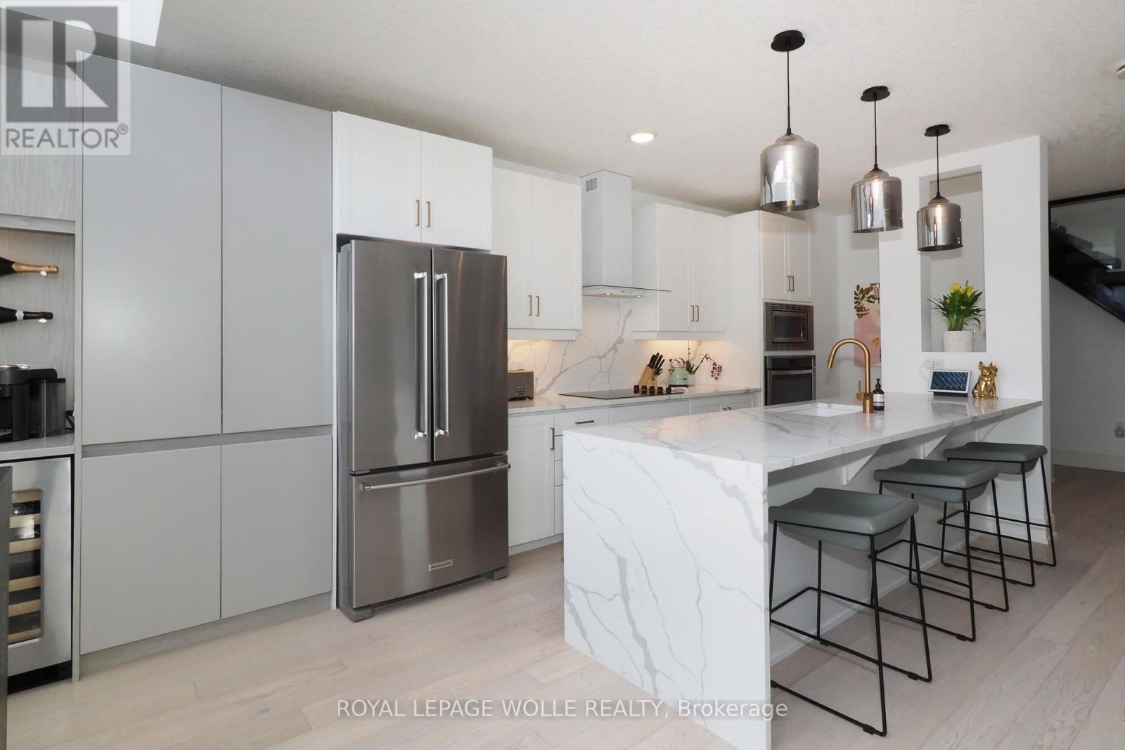 












710 - 112 BENTON STREET

,
Waterloo,




Ontario
N2G3H6

