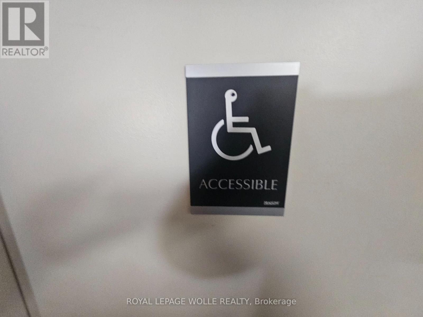 












30 RIDGEWAY CIRCLE

,
Woodstock,




Ontario
N4V1C9

