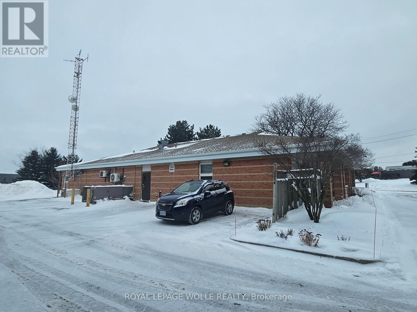 












30 RIDGEWAY CIRCLE

,
Woodstock,




Ontario
N4V1C9

