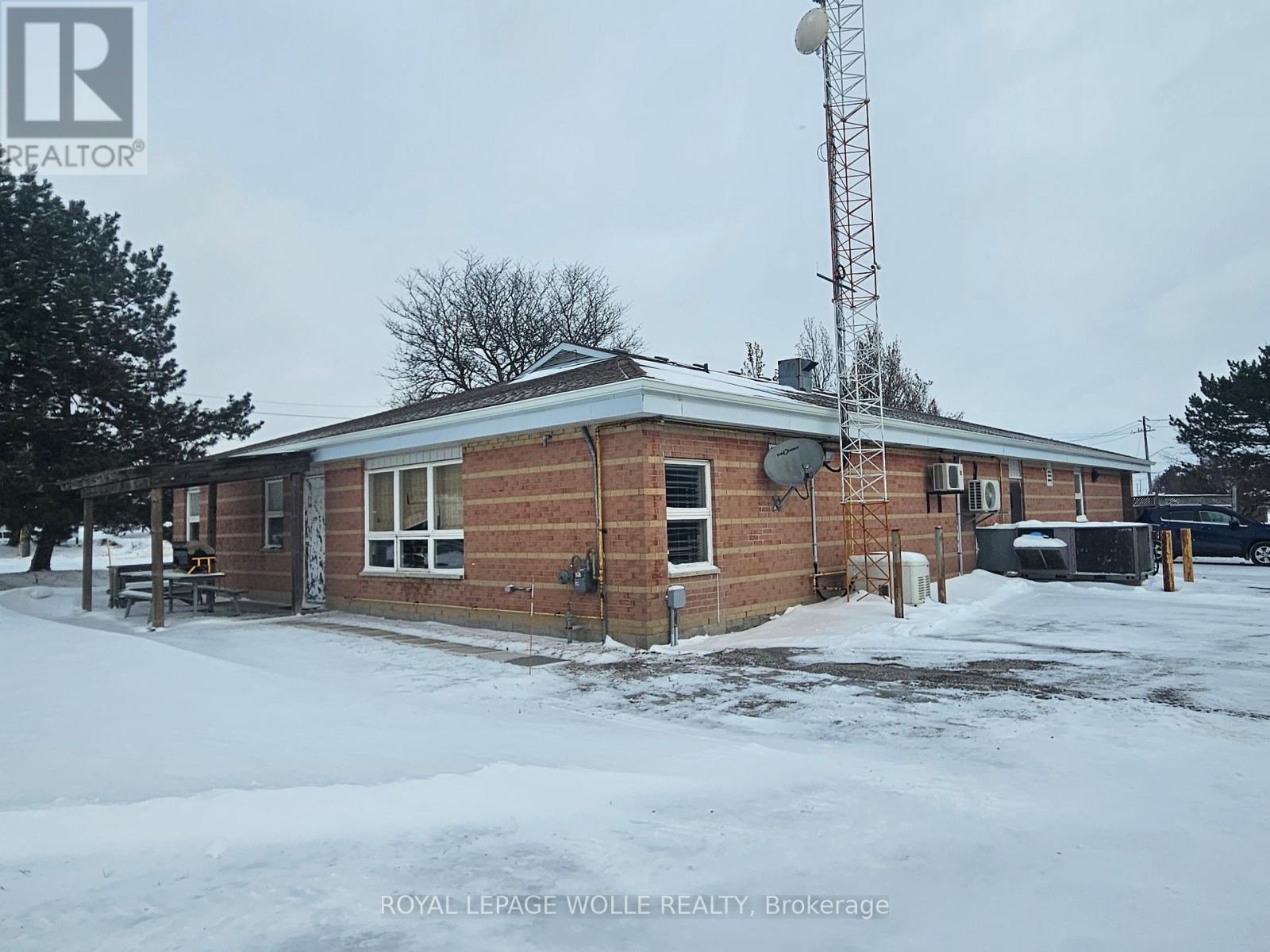 












30 RIDGEWAY CIRCLE

,
Woodstock,




Ontario
N4V1C9

