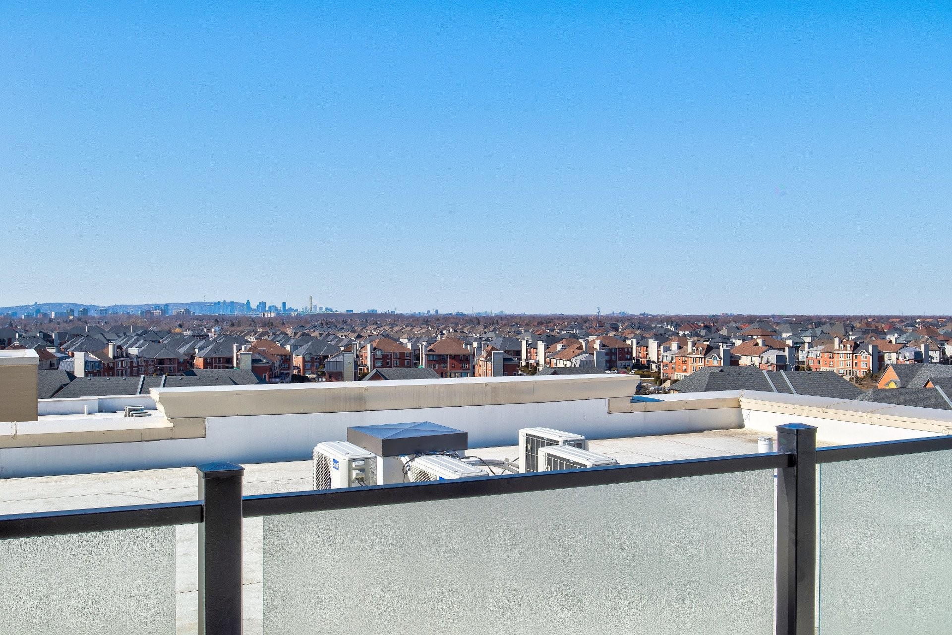 









9185


Rue Lennon

, 113,
Brossard,




QC
J3Y0R8

