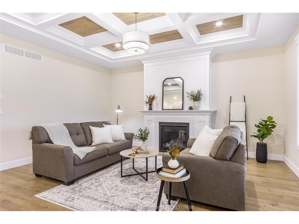 









44


BLOOMINGTON

Way,
Chatham,




ON
N7L 0H2

