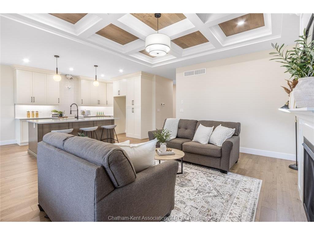 









44


BLOOMINGTON

Way,
Chatham,




ON
N7L 0H2

