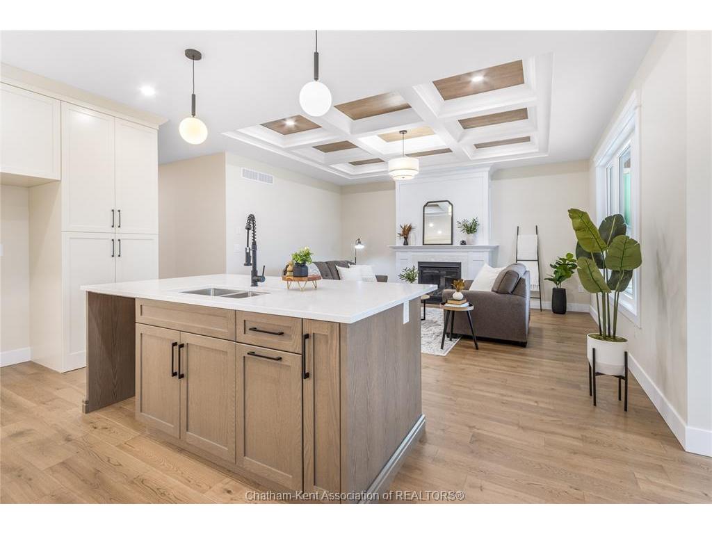 









44


BLOOMINGTON

Way,
Chatham,




ON
N7L 0H2

